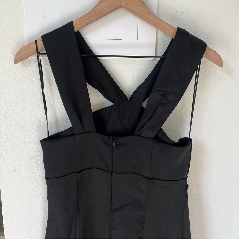 New ASTR The Label Georgiana Halter Neck Maxi Dress in Black - Picture 9 of 11